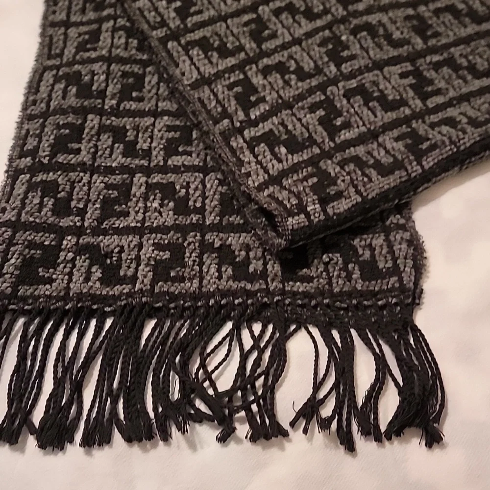 Authentic Fendi Scarf - Picture 3 of 5